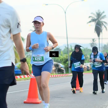 Runner Photo 4409975