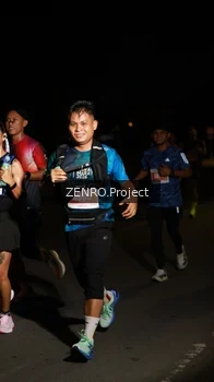 Runner Photo 4409989