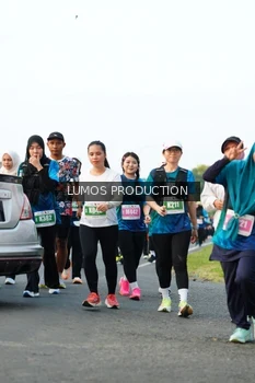 Runner Photo 4410069