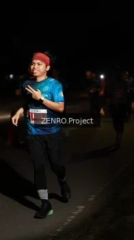 Runner Photo 4410314
