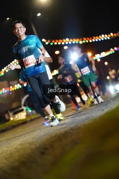 Runner Photo 4410383