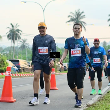 Runner Photo 4410403