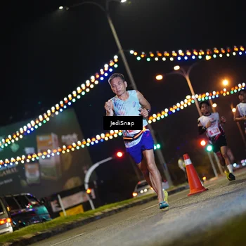 Runner Photo 4410436