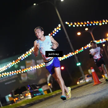 Runner Photo 4410442