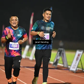 Runner Photo 4410615