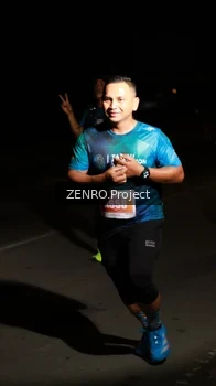 Runner Photo 4410618