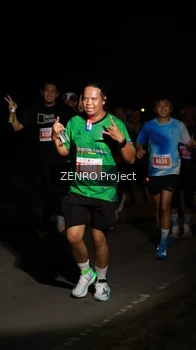 Runner Photo 4410658