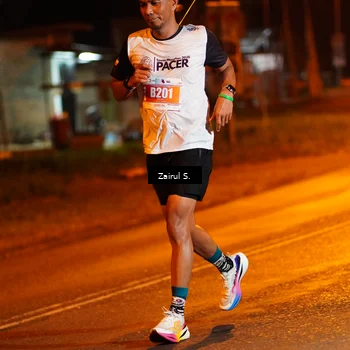 Runner Photo 4410665