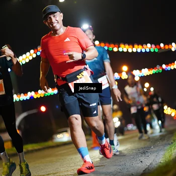 Runner Photo 4410803