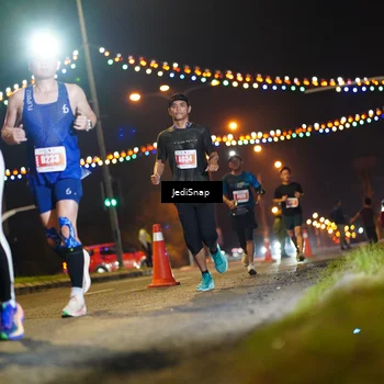 Runner Photo 4411004