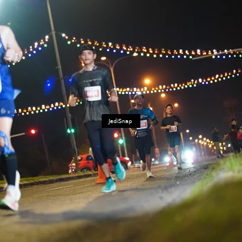 Runner Photo 4411006