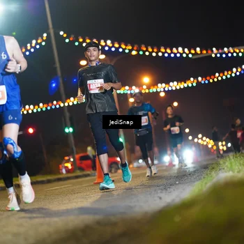 Runner Photo 4411015