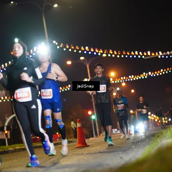Runner Photo 4411025