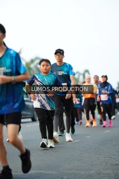 Runner Photo 4411055