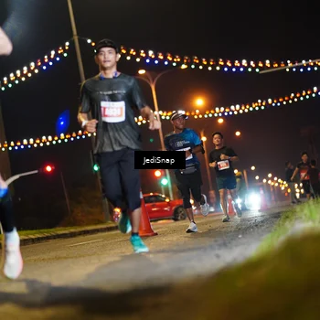 Runner Photo 4411061