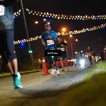 Runner Photo 4411076