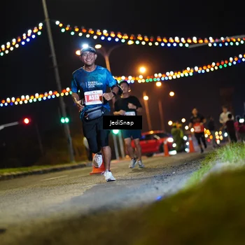 Runner Photo 4411077