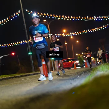 Runner Photo 4411094