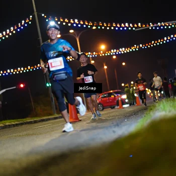 Runner Photo 4411115