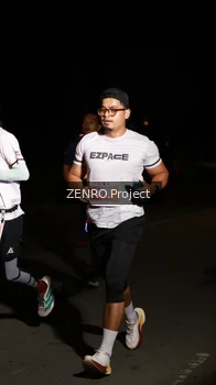 Runner Photo 4411163