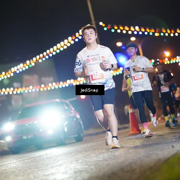 Runner Photo 4411307