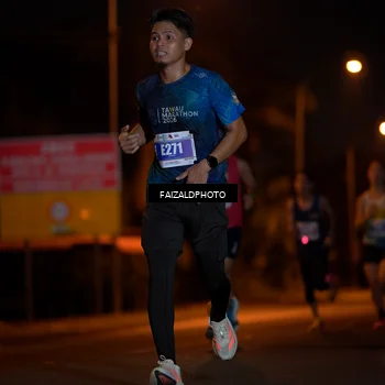 Runner Photo 4411317