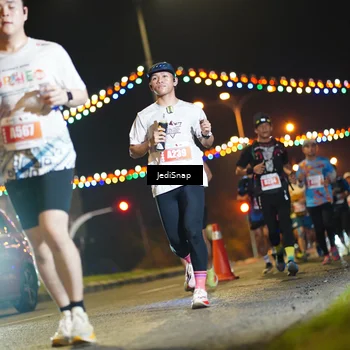 Runner Photo 4411356
