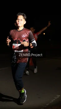 Runner Photo 4411375