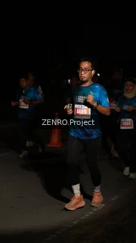 Runner Photo 4411435