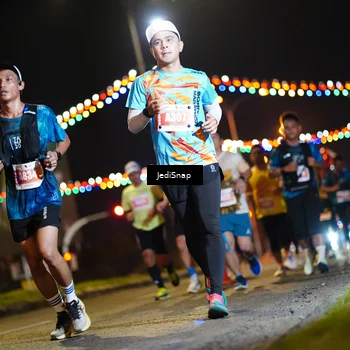 Runner Photo 4411470