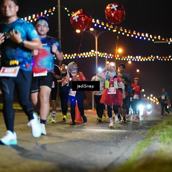 Runner Photo 4411558