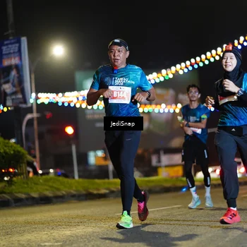 Runner Photo 4411916