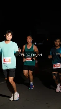 Runner Photo 4412098
