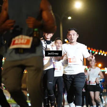 Runner Photo 4412106
