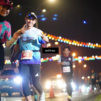 Runner Photo 4412213