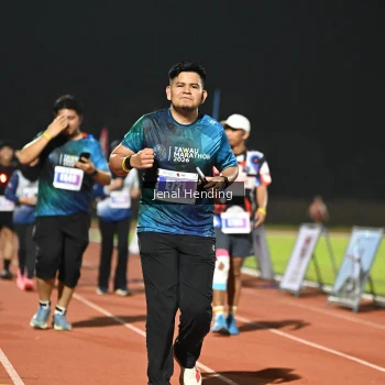 Runner Photo 4412368