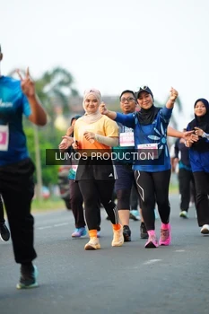 Runner Photo 4412674