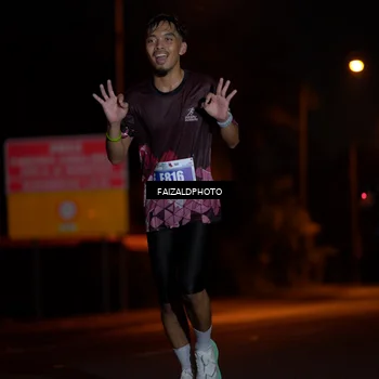 Runner Photo 4412785