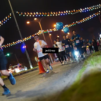 Runner Photo 4412914