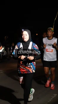 Runner Photo 4412946