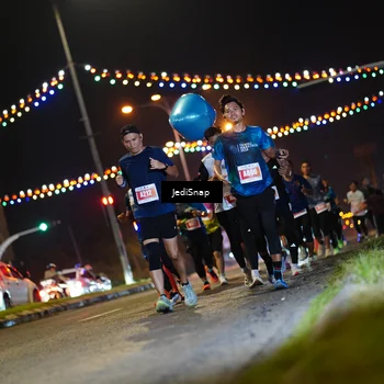 Runner Photo 4413024