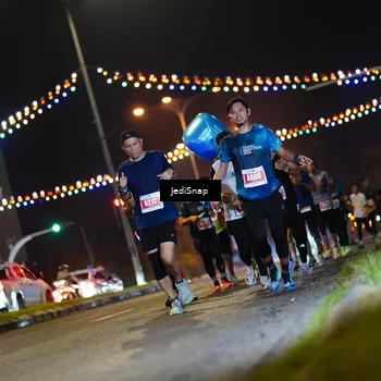 Runner Photo 4413034