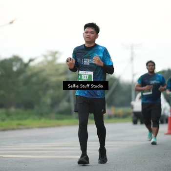 Runner Photo 4413058