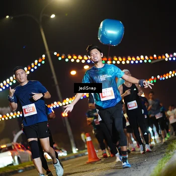 Runner Photo 4413071