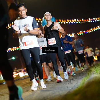 Runner Photo 4413141