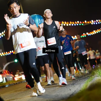 Runner Photo 4413160