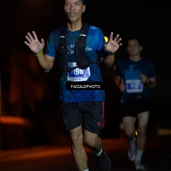 Runner Photo 4413161