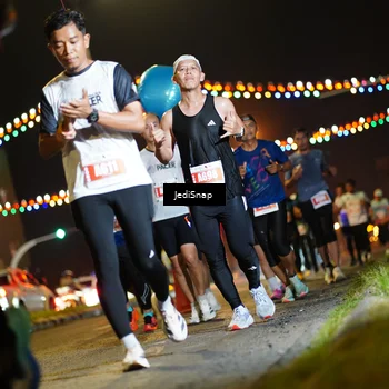 Runner Photo 4413168