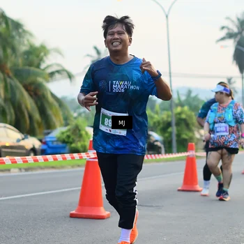 Runner Photo 4413178