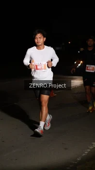 Runner Photo 4413191